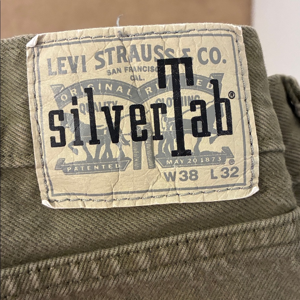 SOLD Levi's Silver Tab Men's Relaxed Fit Olive Green Jeans
